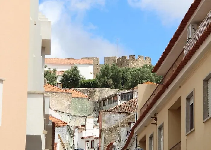 Modern Urban Soul Retreat Апартаменты Торреш-Ведраш