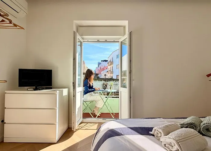 Modern Urban Soul Retreat 托里什韦德拉什